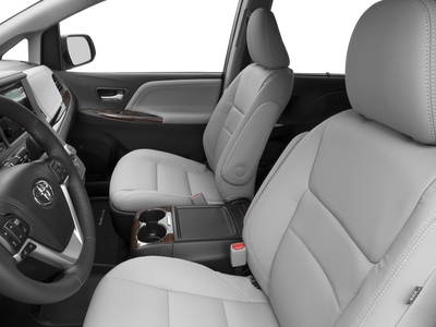 2017 Toyota Sienna XLE 8 Passenger