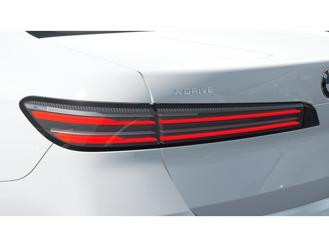 2027 BMW 740i 740i xDrive