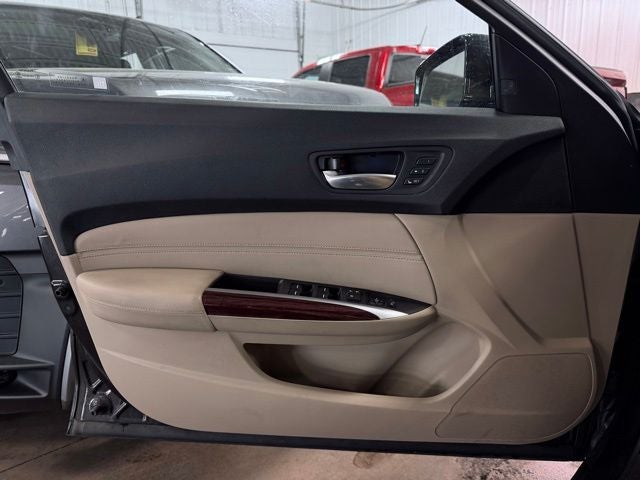 2017 Acura TLX w/Technology Package