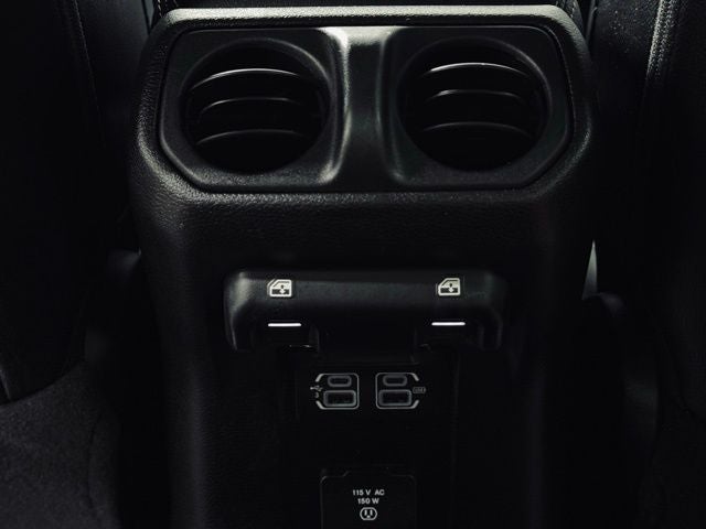 2020 Jeep Wrangler Sahara 4x4