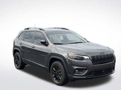 2023 Jeep Cherokee Altitude * Certified Pre-Owned *