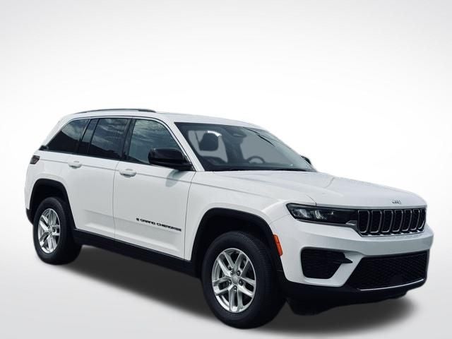 2023 Jeep Grand Cherokee Laredo 4x4