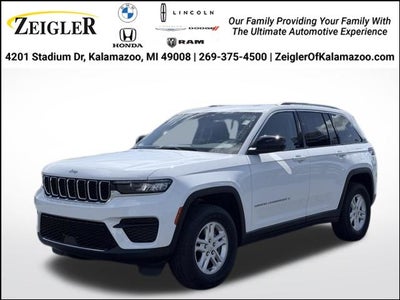 2023 Jeep Grand Cherokee Laredo 4x4