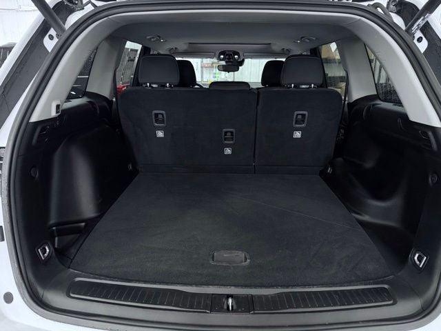 2023 Jeep Grand Cherokee Laredo 4x4