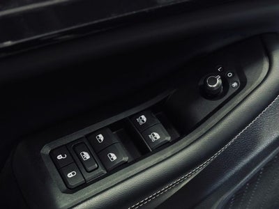 2023 Jeep Grand Cherokee Laredo 4x4