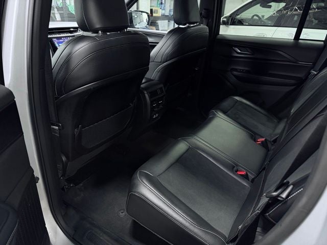 2025 Jeep Grand Cherokee Altitude 4x4