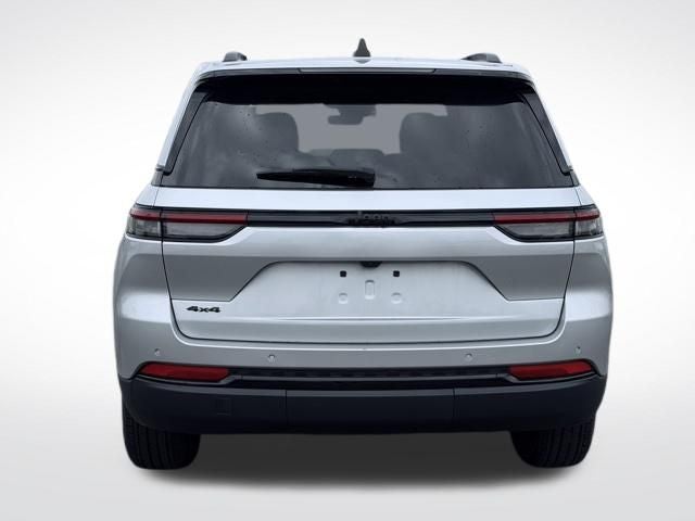 2025 Jeep Grand Cherokee Altitude 4x4
