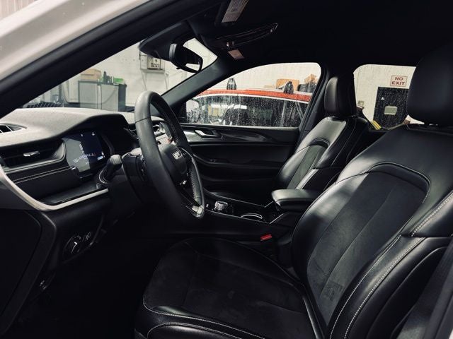 2023 Jeep Grand Cherokee Altitude 4x4