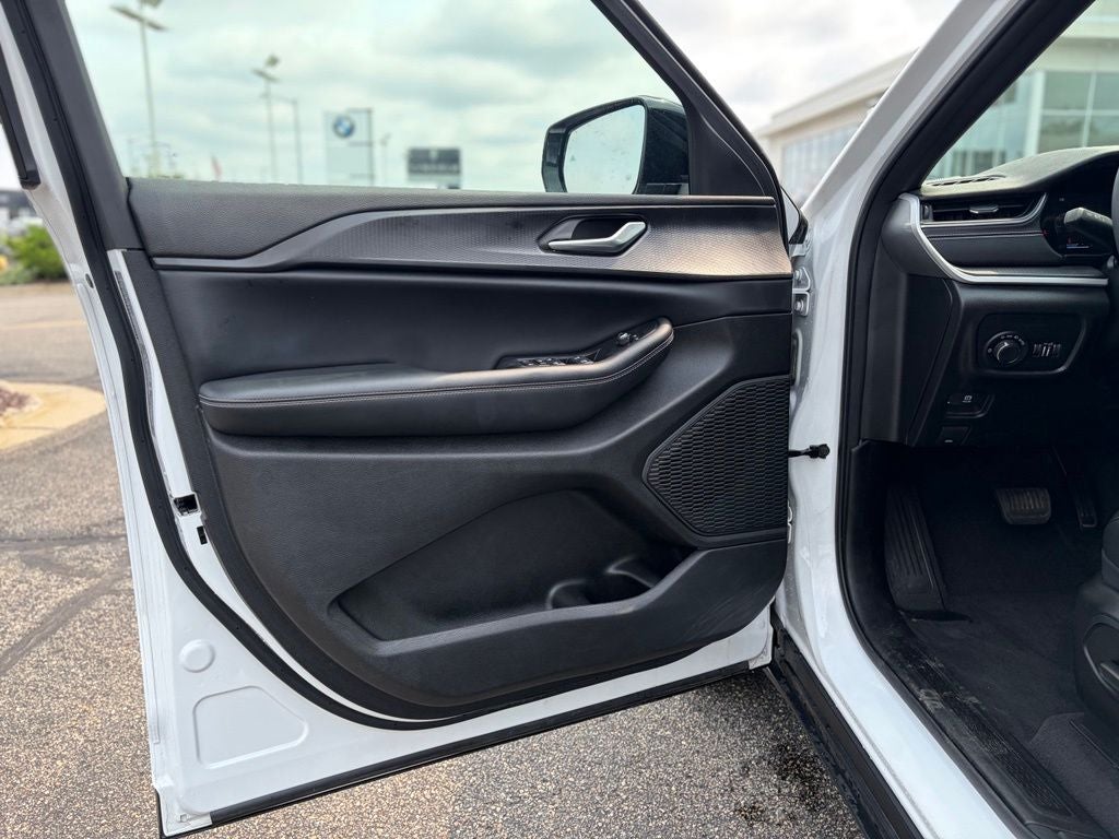 2023 Jeep Grand Cherokee Altitude X 4x4