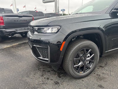 2027 Jeep Grand Cherokee Altitude