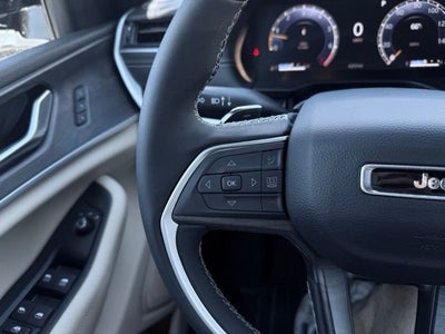 2025 Jeep Grand Cherokee L Limited 4x4