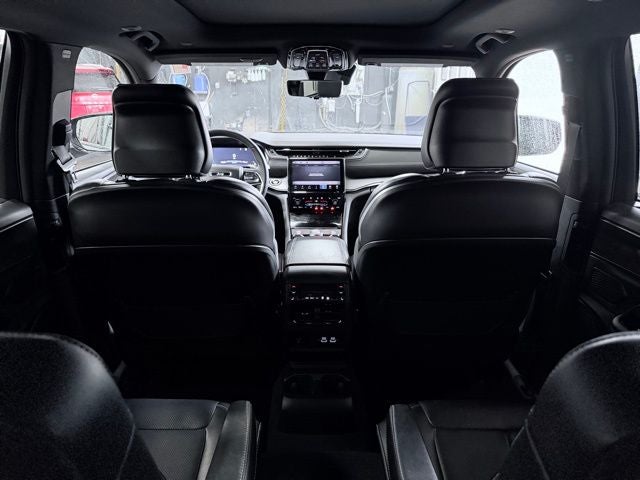 2023 Jeep Grand Cherokee L Overland 4x4