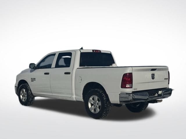 2022 RAM 1500 Classic Tradesman Crew Cab 4x4 5'7' Box