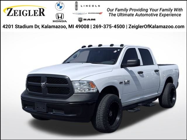 2018 RAM 1500 Tradesman 4x4 Crew Cab 5'7's photo