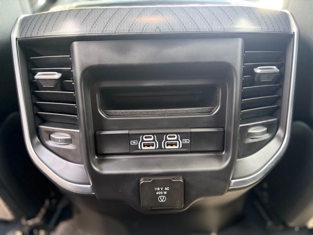 2025 RAM 1500 Big Horn Crew Cab 4x4 5'7' Box