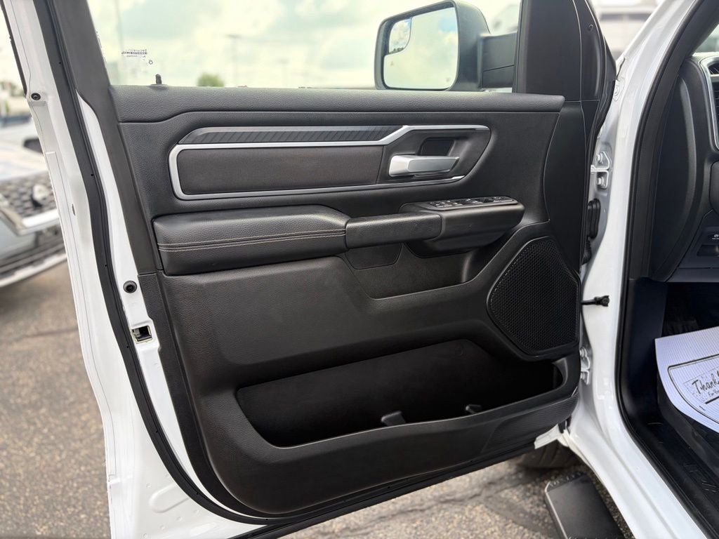 2025 RAM 1500 Big Horn Crew Cab 4x4 5'7' Box