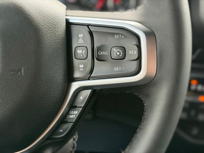 2025 RAM 1500 Big Horn Crew Cab 4x4 5'7' Box