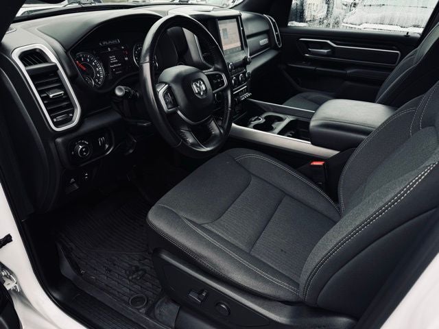 2022 RAM 1500 Big Horn Crew Cab 4x4 5'7' Box