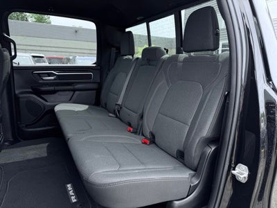 2024 RAM 1500 Big Horn Crew Cab 4x4 5'7' Box