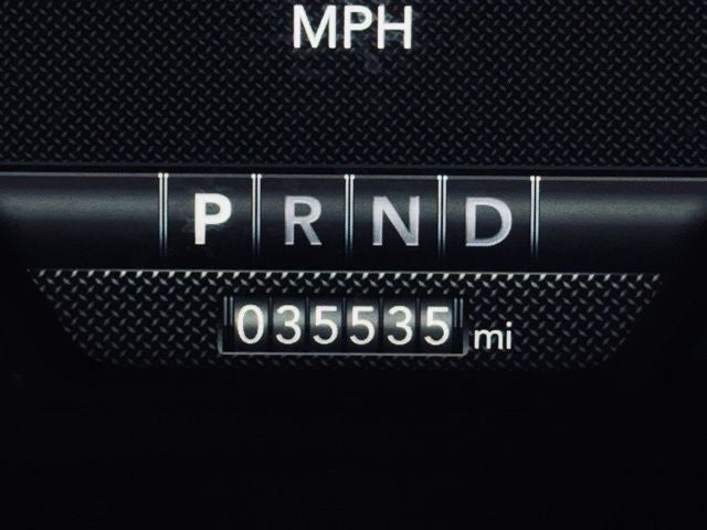 2022 RAM 1500 Laramie Crew Cab 4x4 5'7' Box