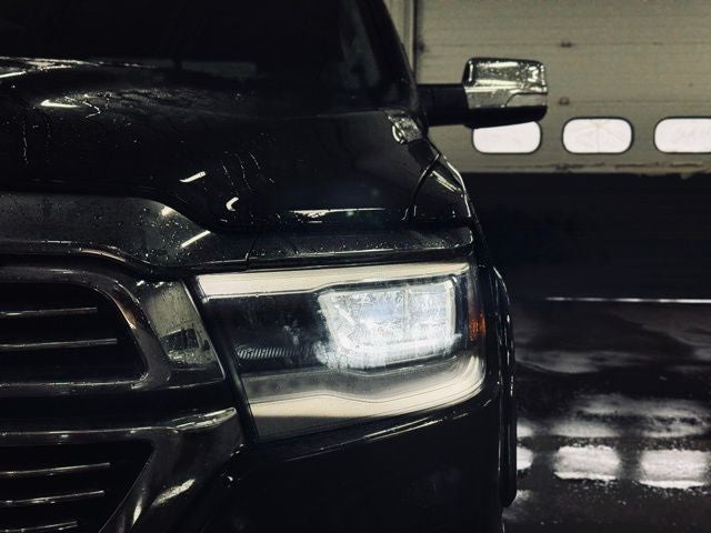 2022 RAM 1500 Laramie Crew Cab 4x4 5'7' Box