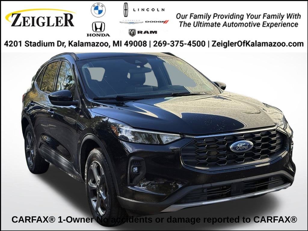 2025 Ford Escape ST-Line Select
