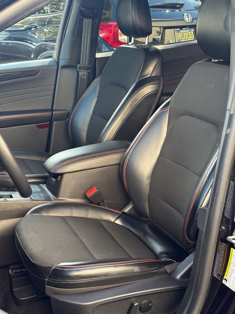 2025 Ford Escape ST-Line Select