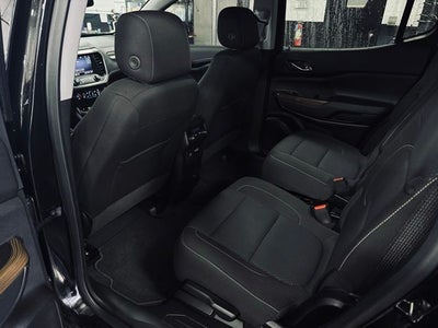 2023 GMC Acadia AWD SLE