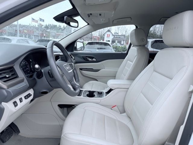 2023 GMC Acadia AWD Denali