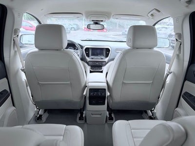 2023 GMC Acadia AWD Denali