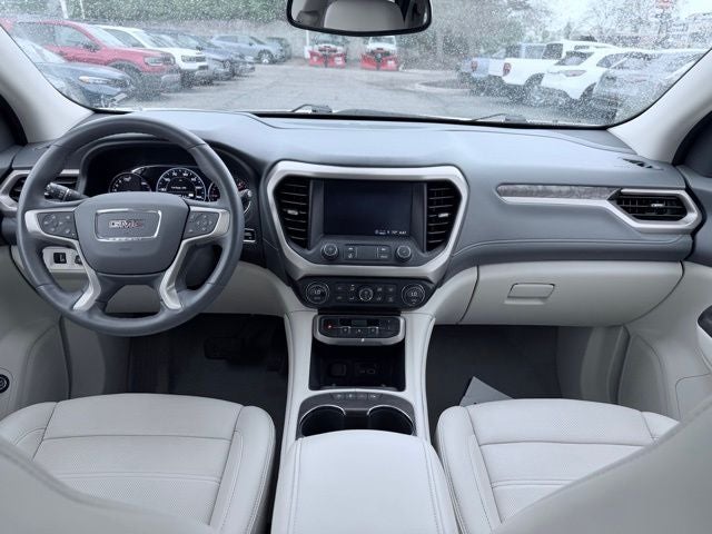 2023 GMC Acadia AWD Denali