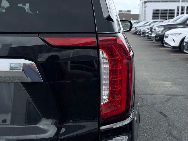 2024 GMC Yukon 4WD SLT