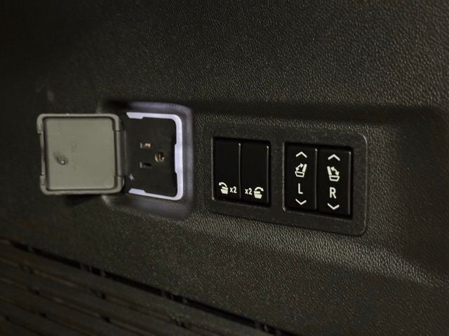 2022 GMC Yukon XL 4WD Denali