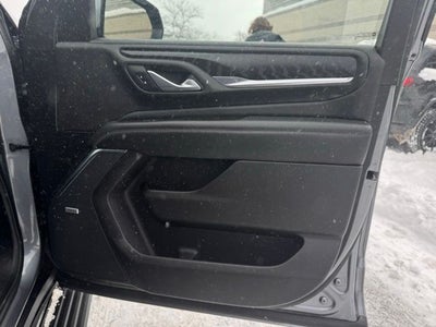 2022 GMC Yukon XL 4WD Denali