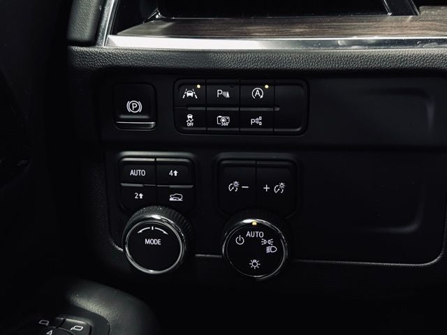 2025 Chevrolet Tahoe 4WD LT