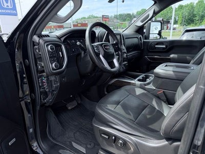 2021 GMC Sierra 2500HD 4WD Double Cab Standard Bed SLT