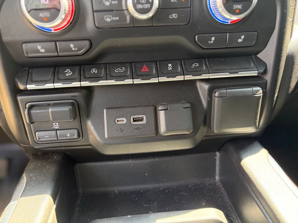 2021 GMC Sierra 1500 4WD Crew Cab Short Box Elevation