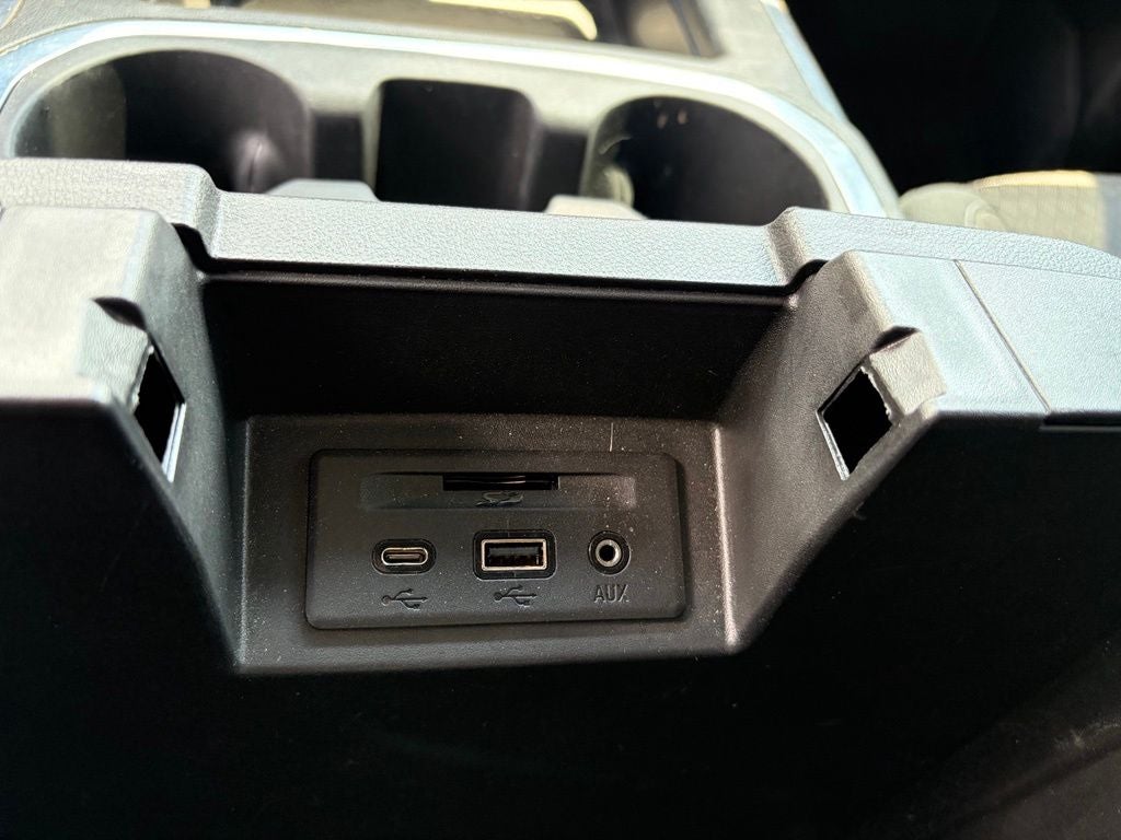 2021 GMC Sierra 1500 4WD Crew Cab Short Box Elevation