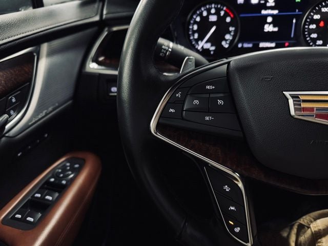 2020 Cadillac XT5 AWD Sport