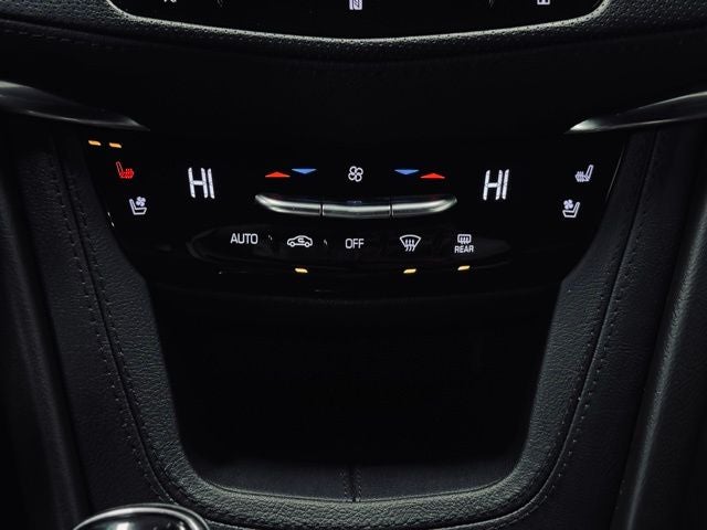 2020 Cadillac XT5 AWD Sport