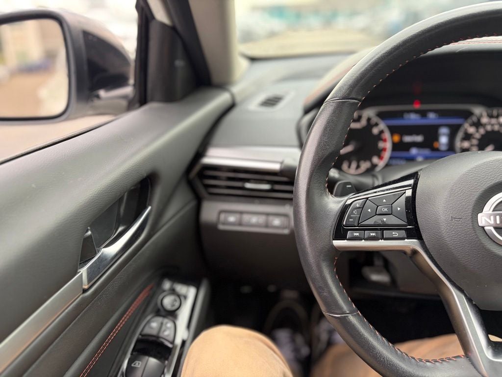 2023 Nissan Altima SR FWD