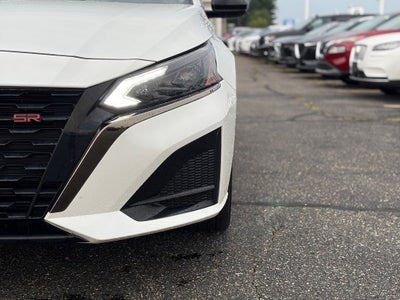 2023 Nissan Altima SR FWD