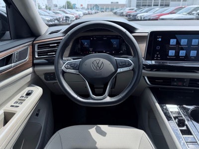 2025 Volkswagen Atlas 2.0T SE w/Technology