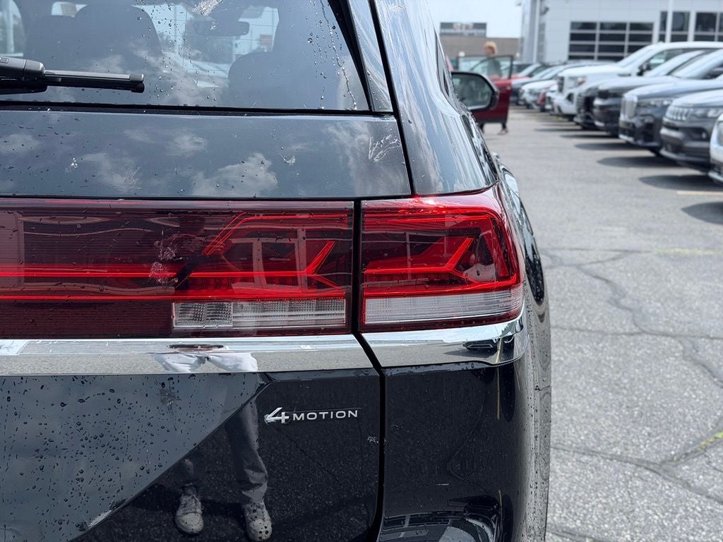 2025 Volkswagen Atlas 2.0T SE w/Technology