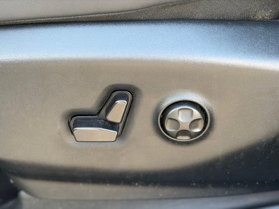 2025 Chrysler Pacifica Select * Certified Pre-Owned *