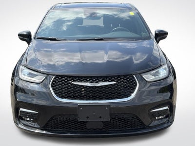 2025 Chrysler Pacifica Select * Certified Pre-Owned *
