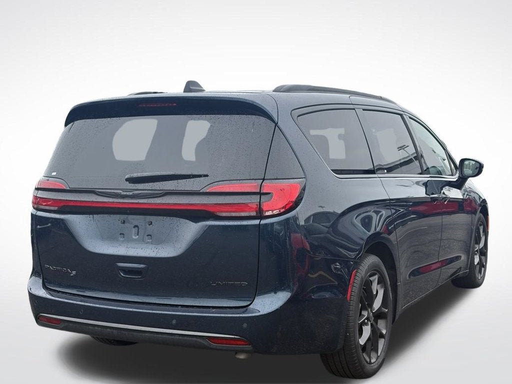 2025 Chrysler Pacifica Limited