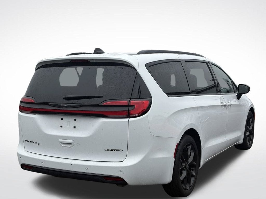 2025 Chrysler Pacifica Limited