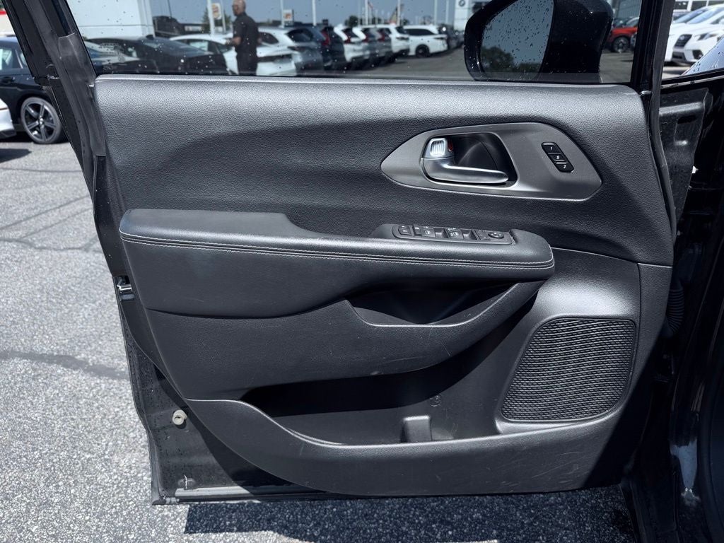 2020 Chrysler Pacifica AWD Launch Edition