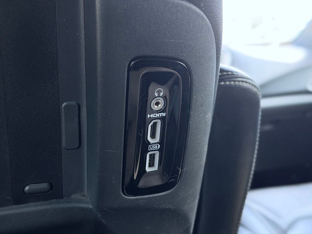 2020 Chrysler Pacifica AWD Launch Edition